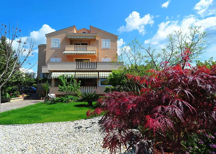 Apartmani Villa Elvira